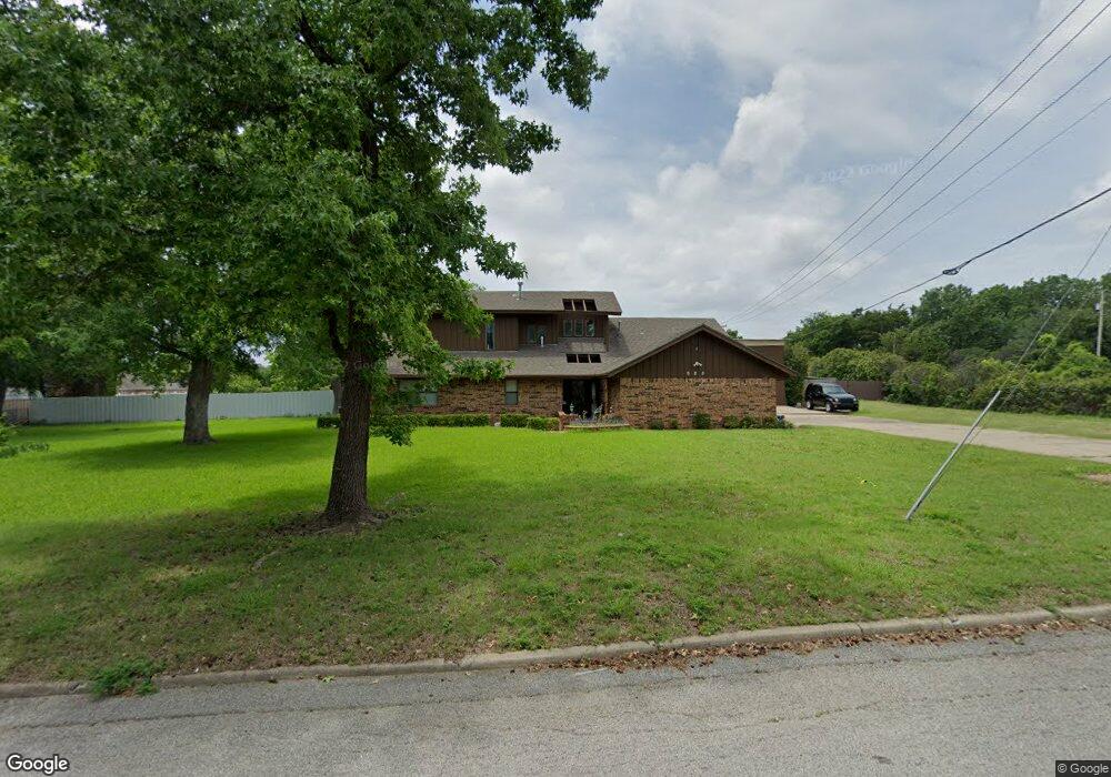 923 P St SW, Ardmore, OK 73401 - photo 1