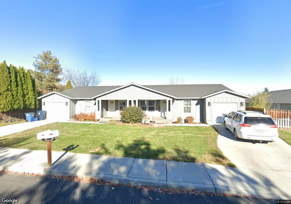 2951 SW Umatilla Ave, Redmond, OR 97756 - photo 1