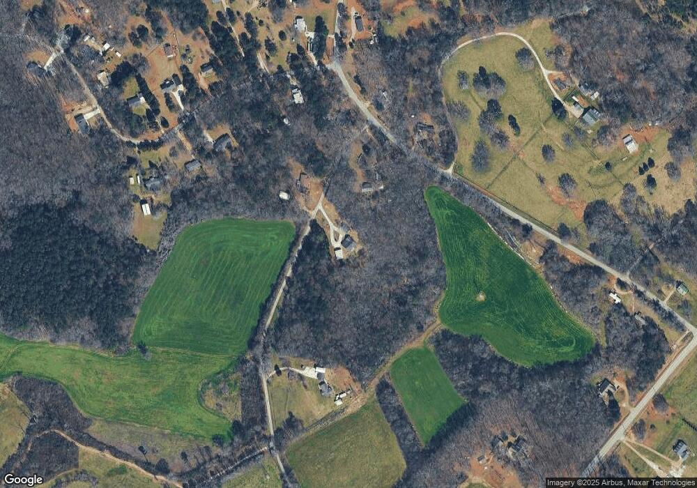 490 Otis Gooch Rd, Jefferson, GA 30549 - photo 1