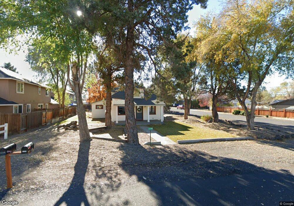 2290 SW Umatilla Ave, Redmond, OR 97756 - photo 1