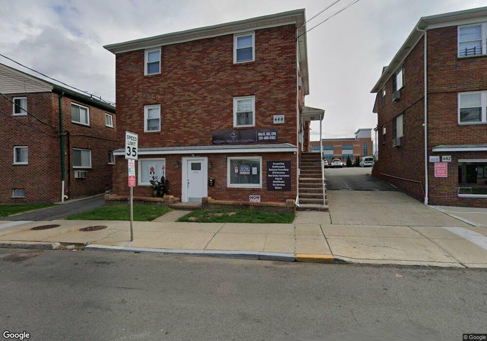 442 Ridge Rd unit 1F, Lyndhurst, NJ 07071 - photo 1