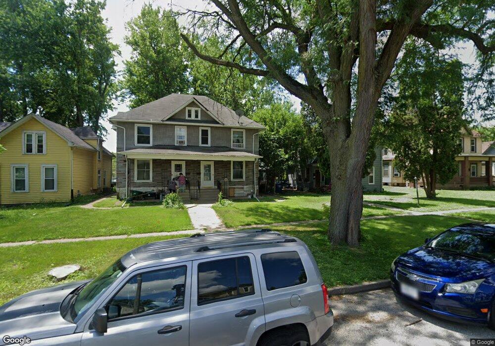 1915 W 2nd St, Davenport, IA 52802 - photo 1