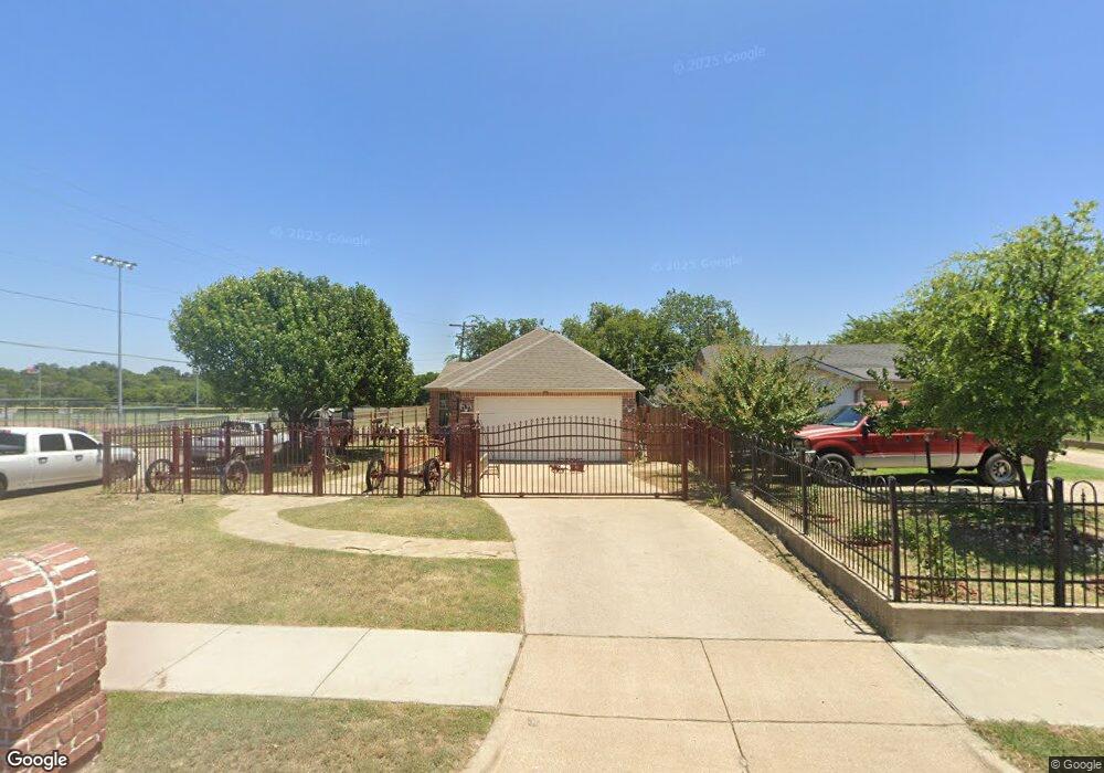 3516 Schwartz Ave, Fort Worth, TX 76106 - photo 1