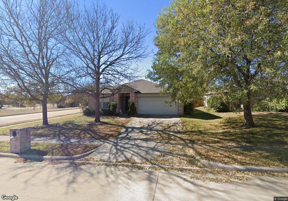 8216 Clear River Ln, Denton, TX 76210 - photo 1