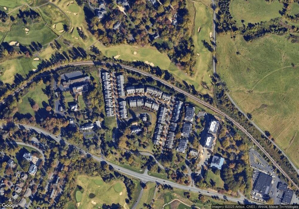 642 Eight Woods Ln unit 31, Charlottesville, VA 22903 - photo 1