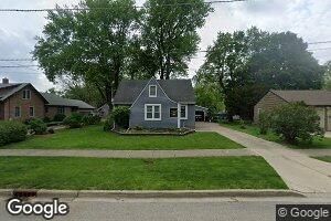117 E Jackson St, Oswego, IL 60543