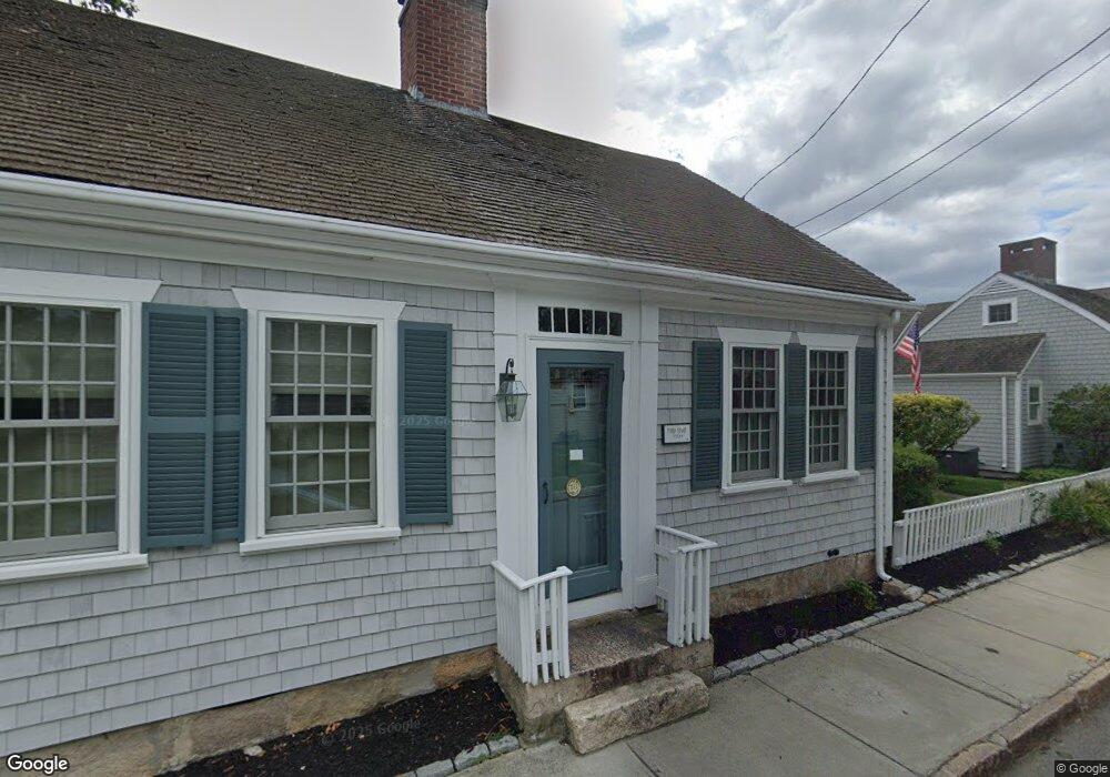 10 Cannon St, Mattapoisett, MA 02739 - photo 1