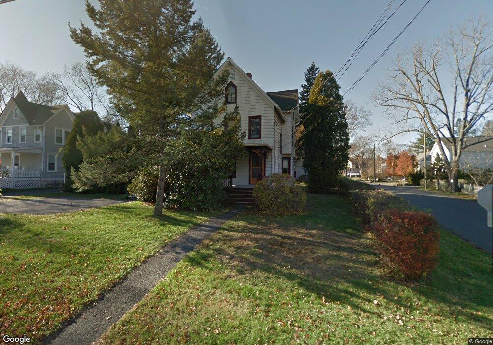 26 Hoyt St, New Canaan, CT 06840 - photo 1