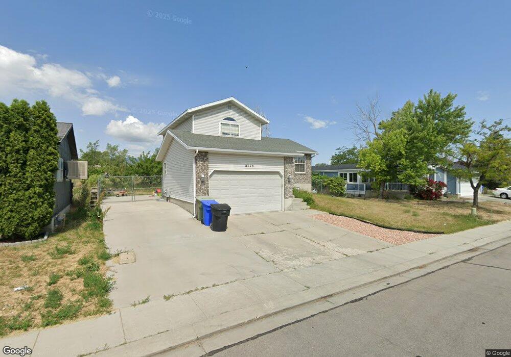 8528 Meadowlark Ln, West Jordan, UT 84088 - photo 1