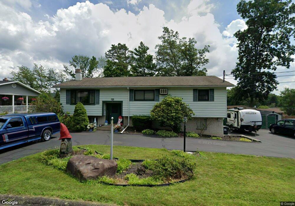 10 Oak Dr, Mountain Top, PA 18707 - photo 1