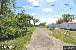 207 W Locust St, Palmyra, IL 62674