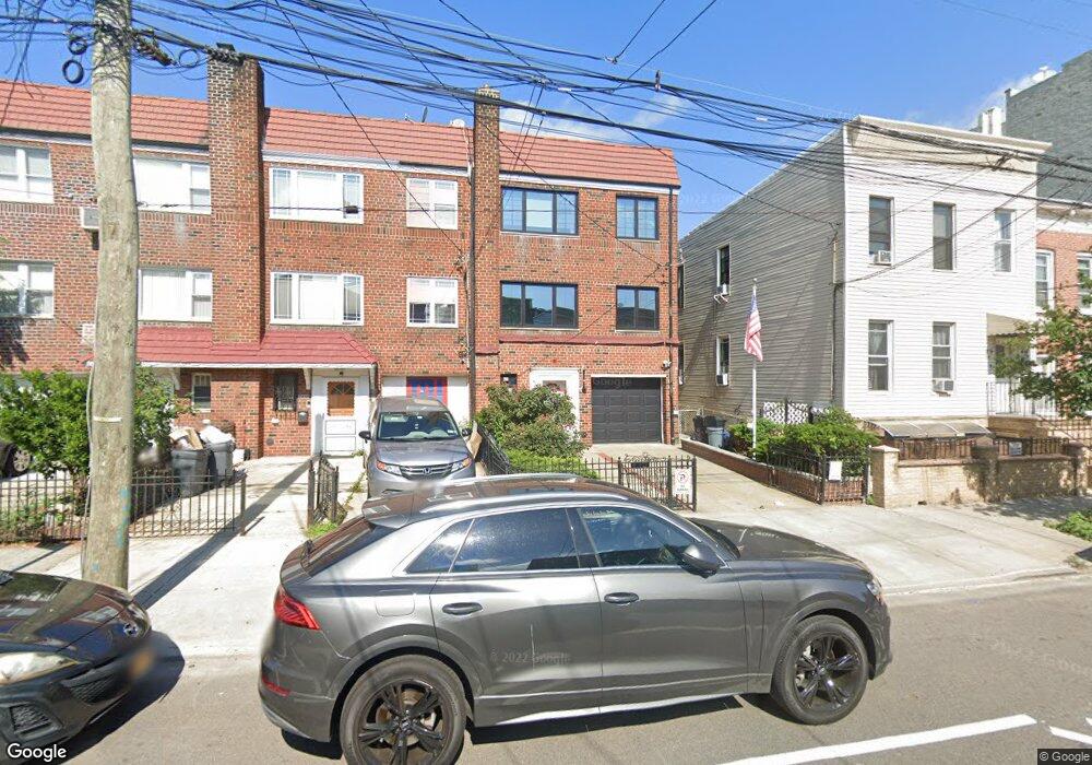 2552 43rd St, Astoria, NY 11103 - photo 1