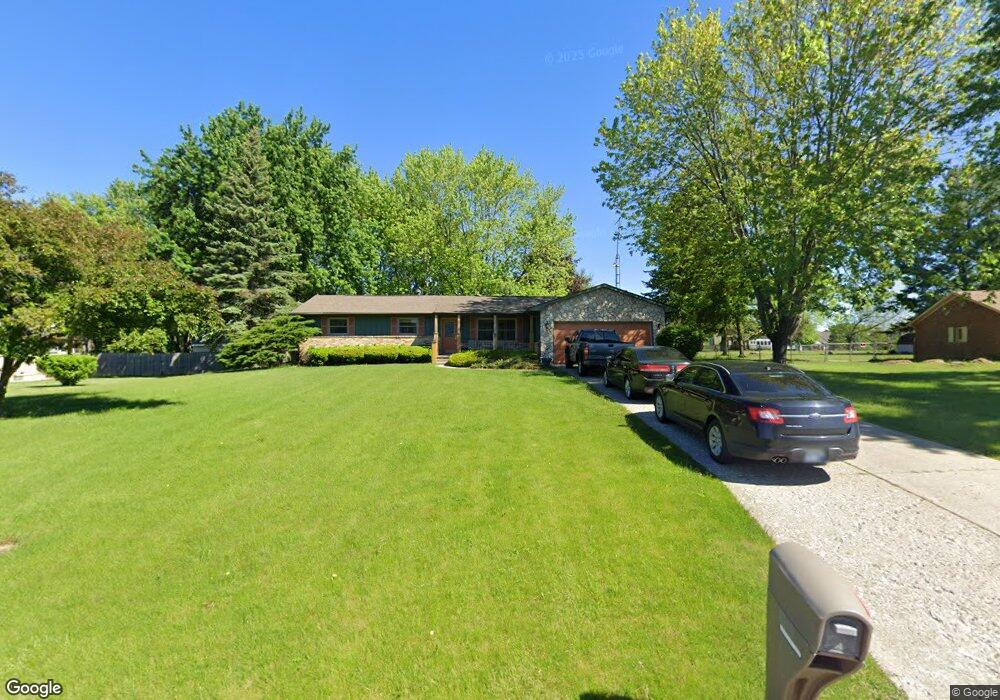 5212 Squire Hill Dr, Flint, MI 48532 - photo 1