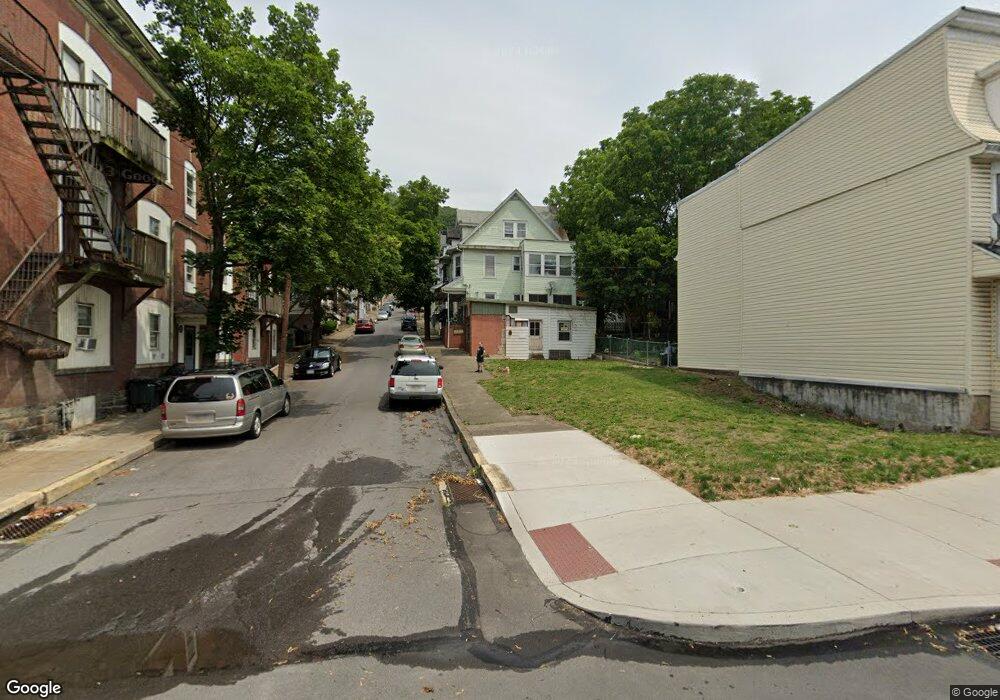 813 N Washington St, Shamokin, PA 17872 - photo 1