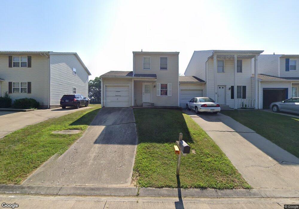 106 Illini Dr, Effingham, IL 62401 - photo 1