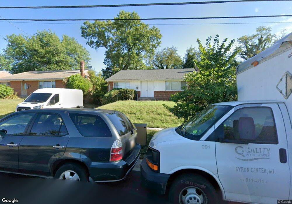 12807 Bluhill Rd, Silver Spring, MD 20906 - photo 1