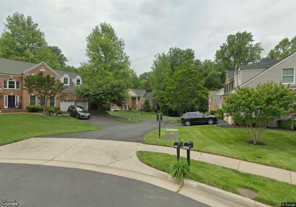 7900 Hollington Place, Fairfax Station, VA 22039 - photo 1