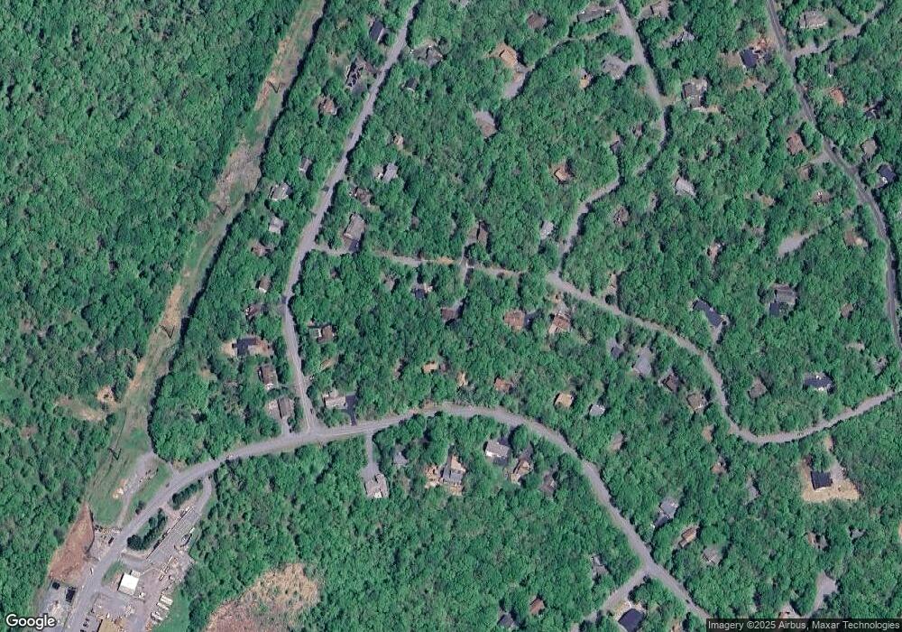 104 Stallion Dr, Hawley, PA 18428 - photo 1