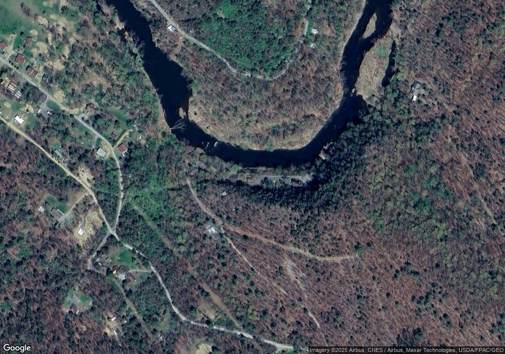 400 Rockcliff Ln, Great Cacapon, WV 25422 - photo 1