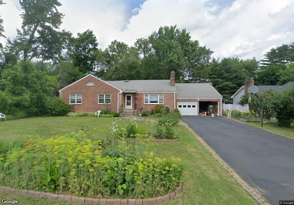 198 Brewster Rd, West Hartford, CT 06117 - photo 1