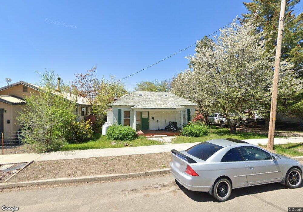 132 S I St, Lakeview, OR 97630 - photo 1