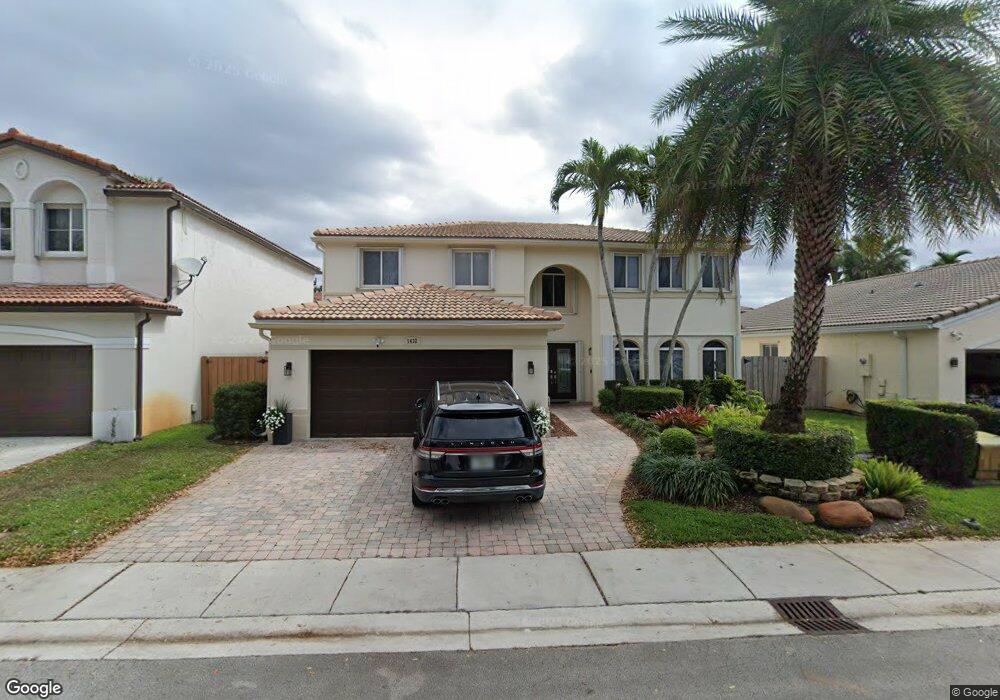 1432 SW 106th Way, Davie, FL 33324 - photo 1