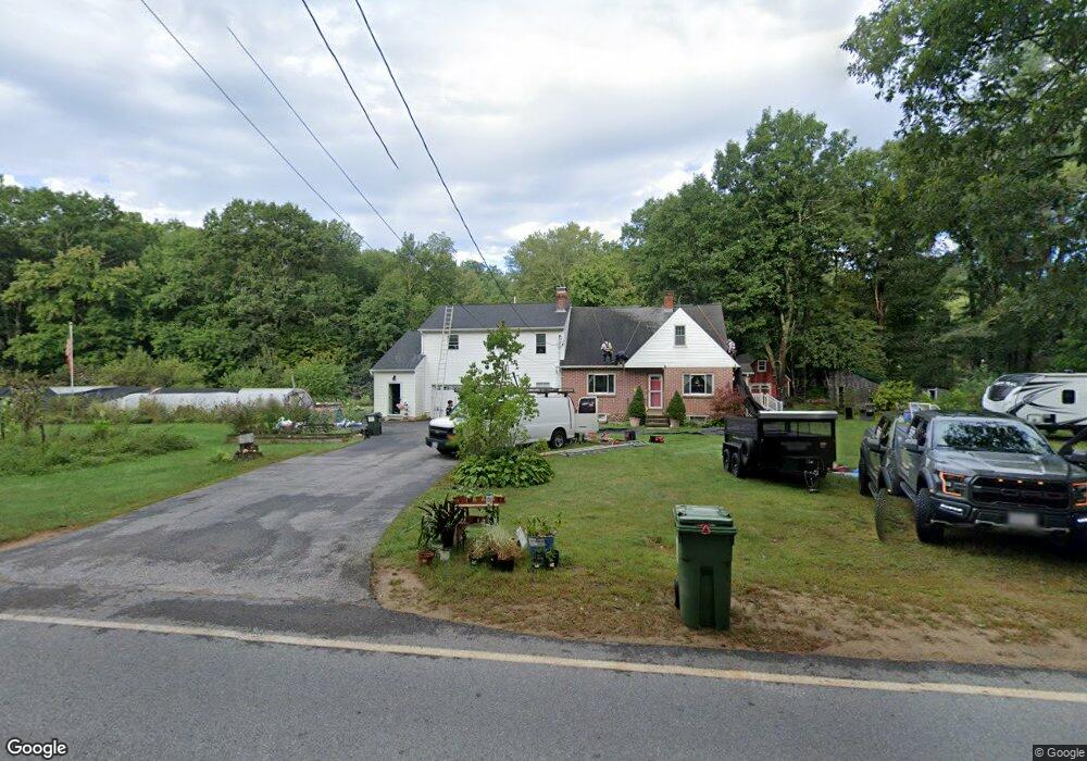 1438 N Brookfield Rd, Oakham, MA 01068 - photo 1