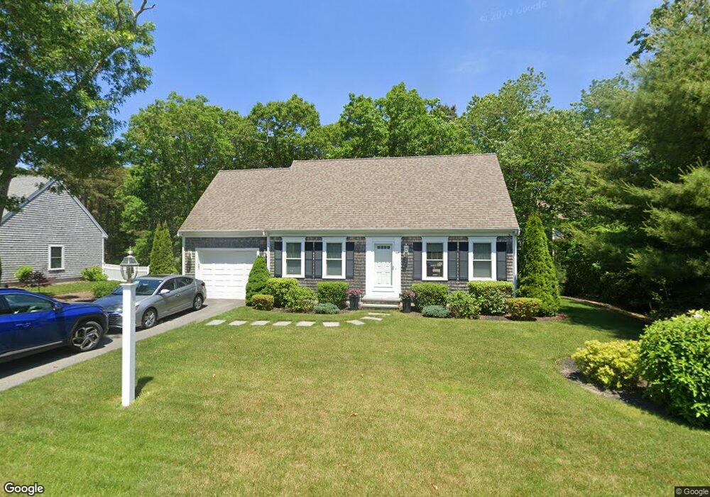 164 Pheasant Hill Cir, Cotuit, MA 2635 - photo 1