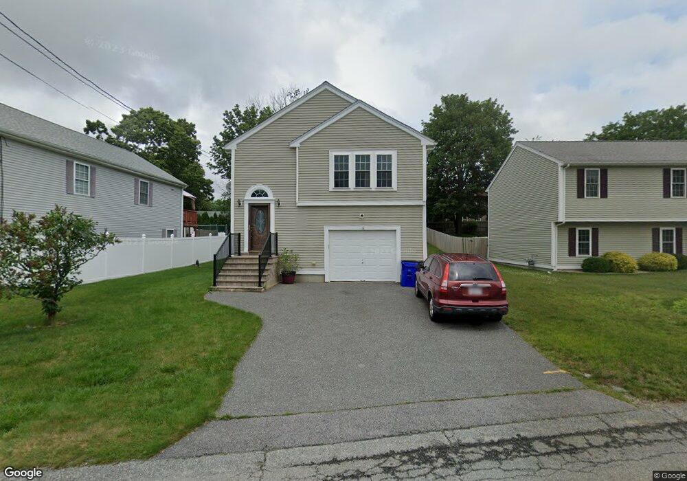 18 Terry Ln, Fall River, MA 02720 - photo 1