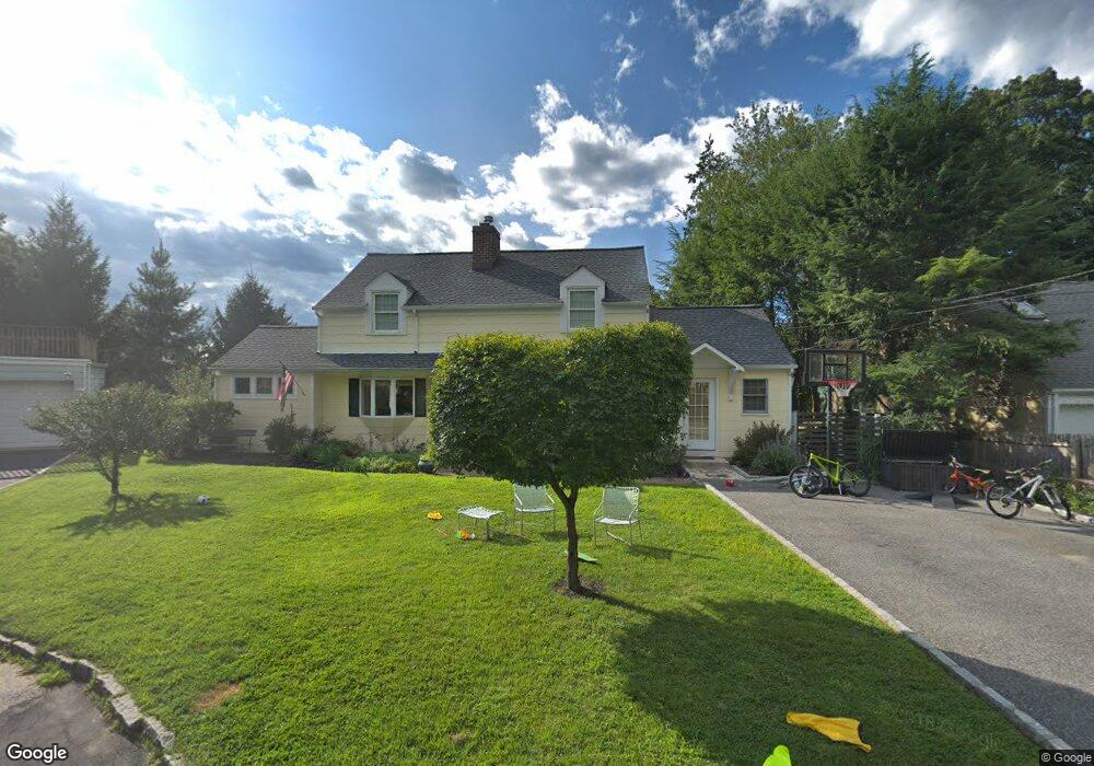 21 Half Moon Ln, Tarrytown, NY 10591 - photo 1