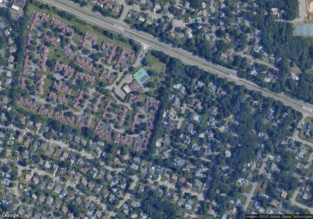 9 Ashley Cir, ComMacK, NY 11725 - photo 1