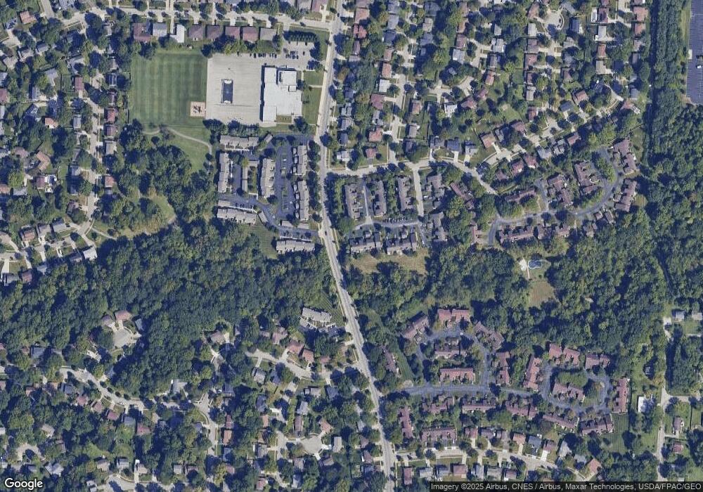 1993 Willow Glen Ln, Columbus, OH 43229 - photo 1