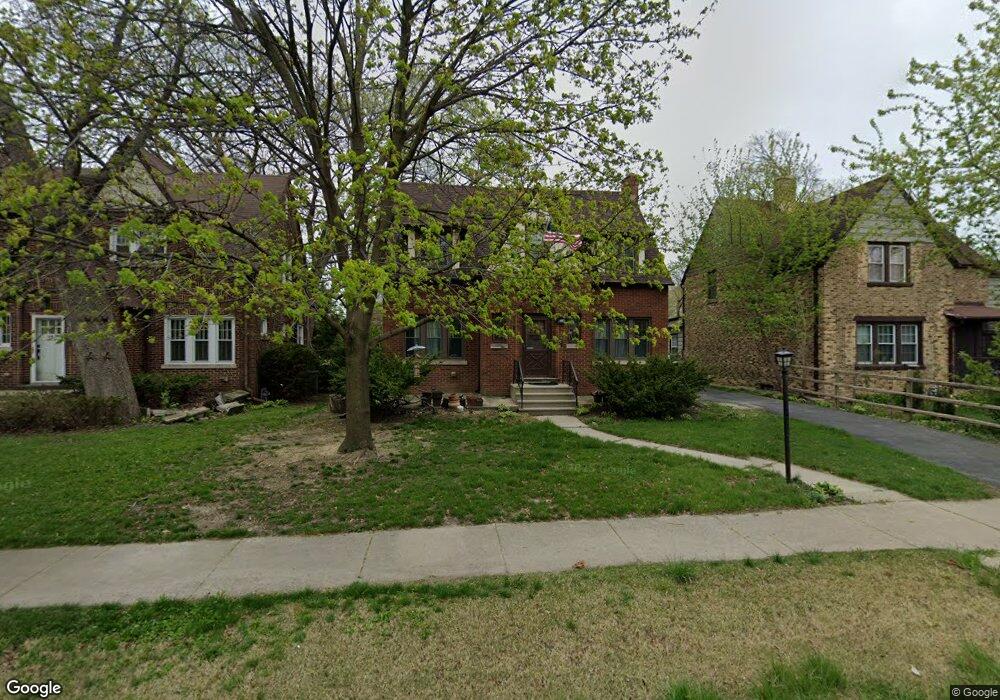 407 N Lewis Ave, Waukegan, IL 60085 - photo 1