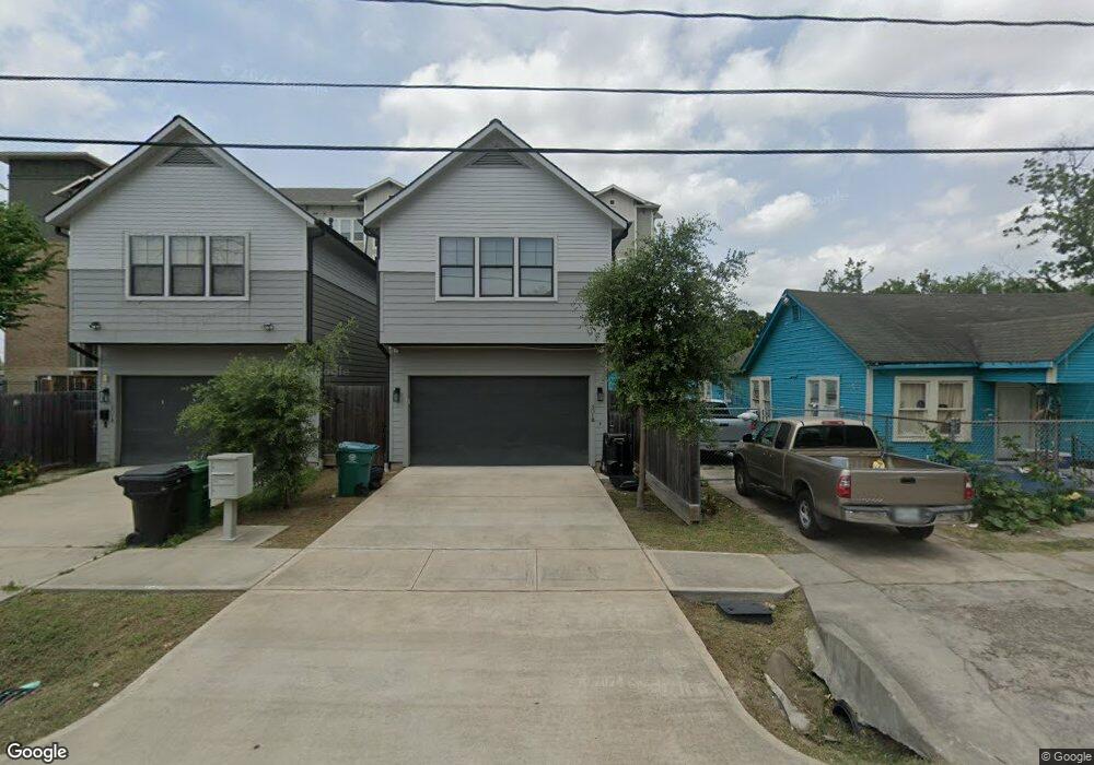 305 Neyland St, Houston, TX 77022 - photo 1