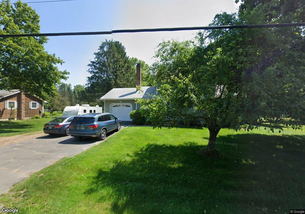 559 Country Club Rd, Greenfield, MA 01301 - photo 1