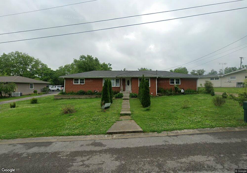 308 Rosemary Ln, Shelbyville, TN 37160 - photo 1