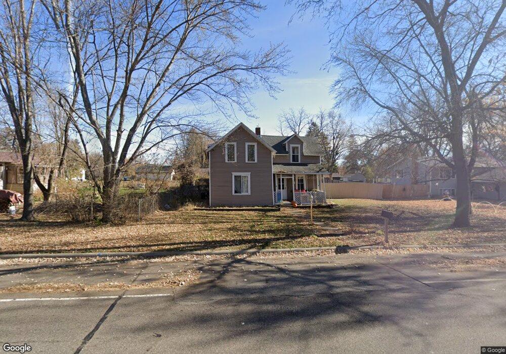 208 Summit Ave S, Sauk Rapids, MN 56379 - photo 1