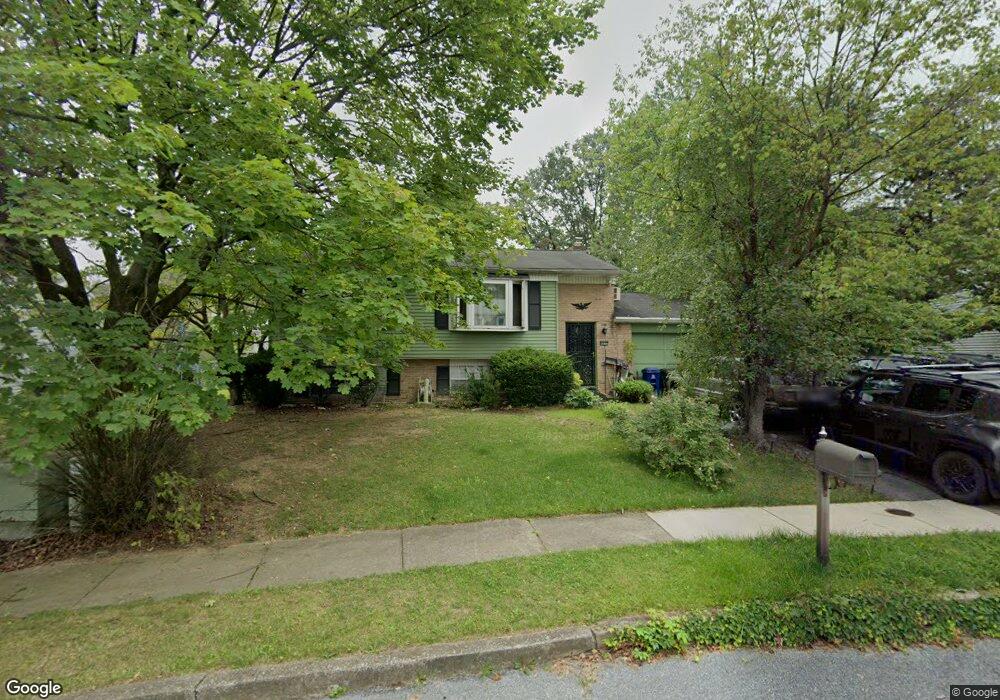 4805 Woodward Dr, Harrisburg, PA 17111 - photo 1