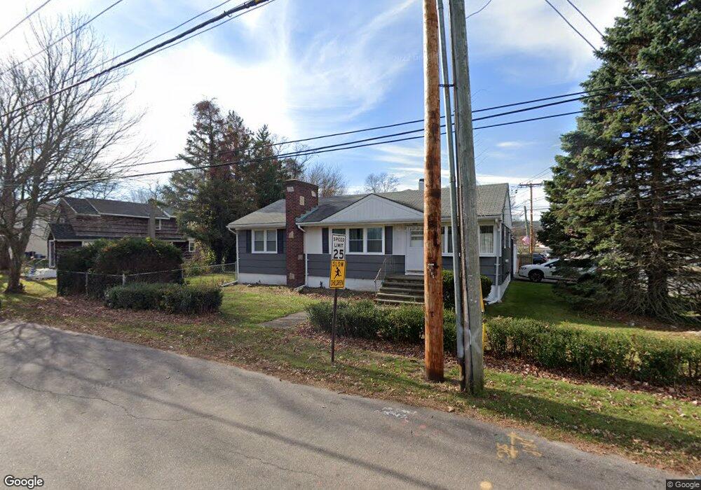 6 York Rd, Fairfield, CT 06825 - photo 1