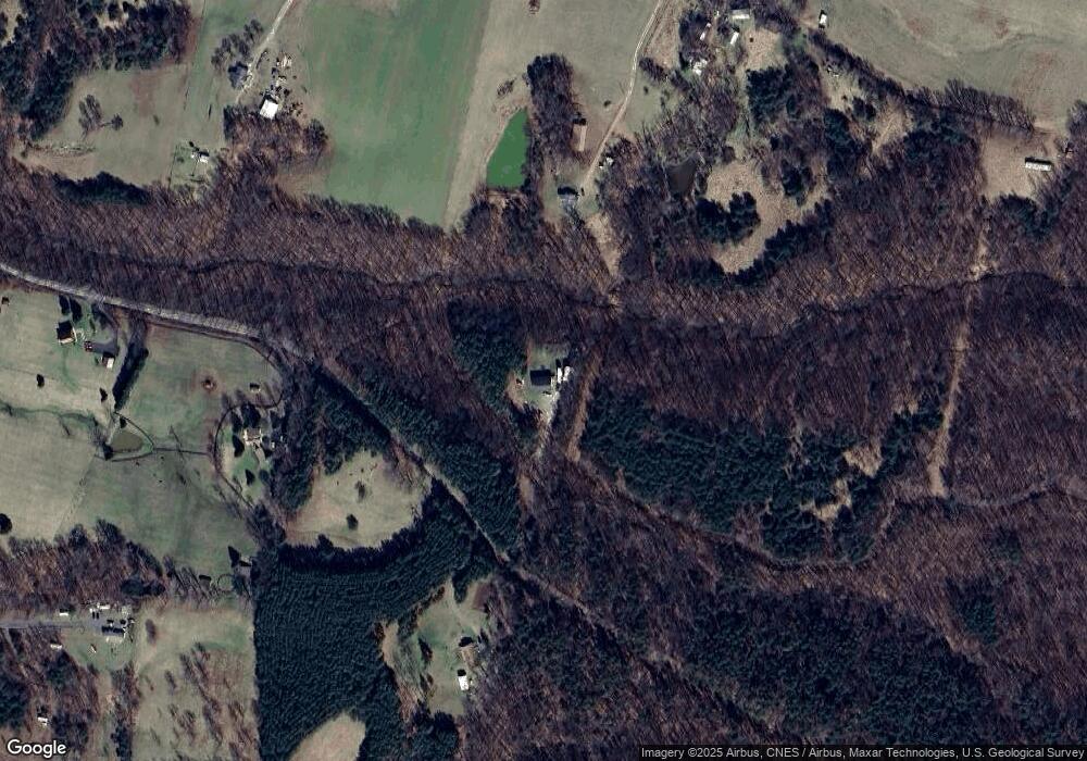 29 Lynch Ln, Berkeley Springs, WV 25411 - photo 1