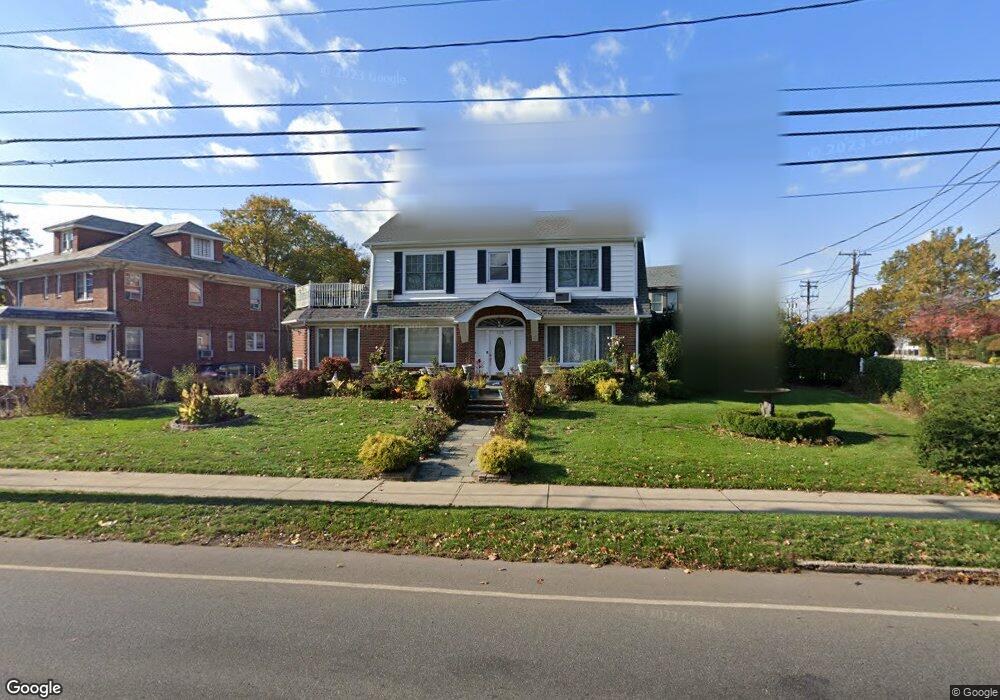 696 Broadway, Cedarhurst, NY 11516 - photo 1