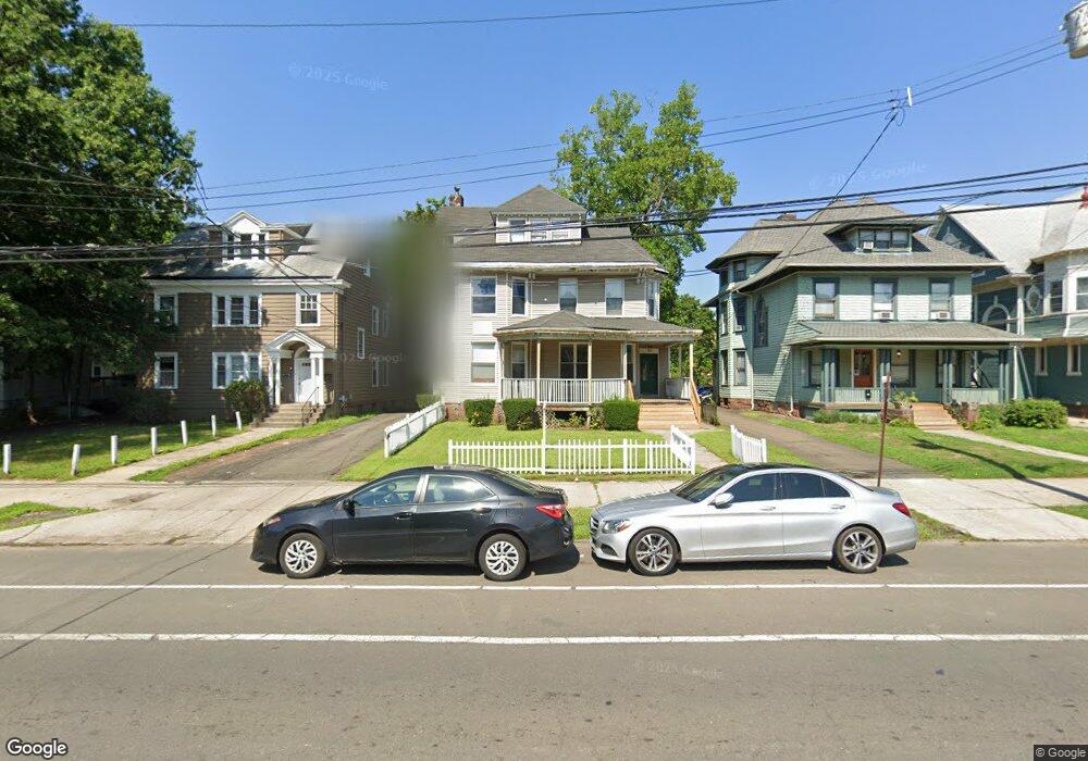 104 Sherman Ave unit 1, New Haven, CT 06511 - photo 1