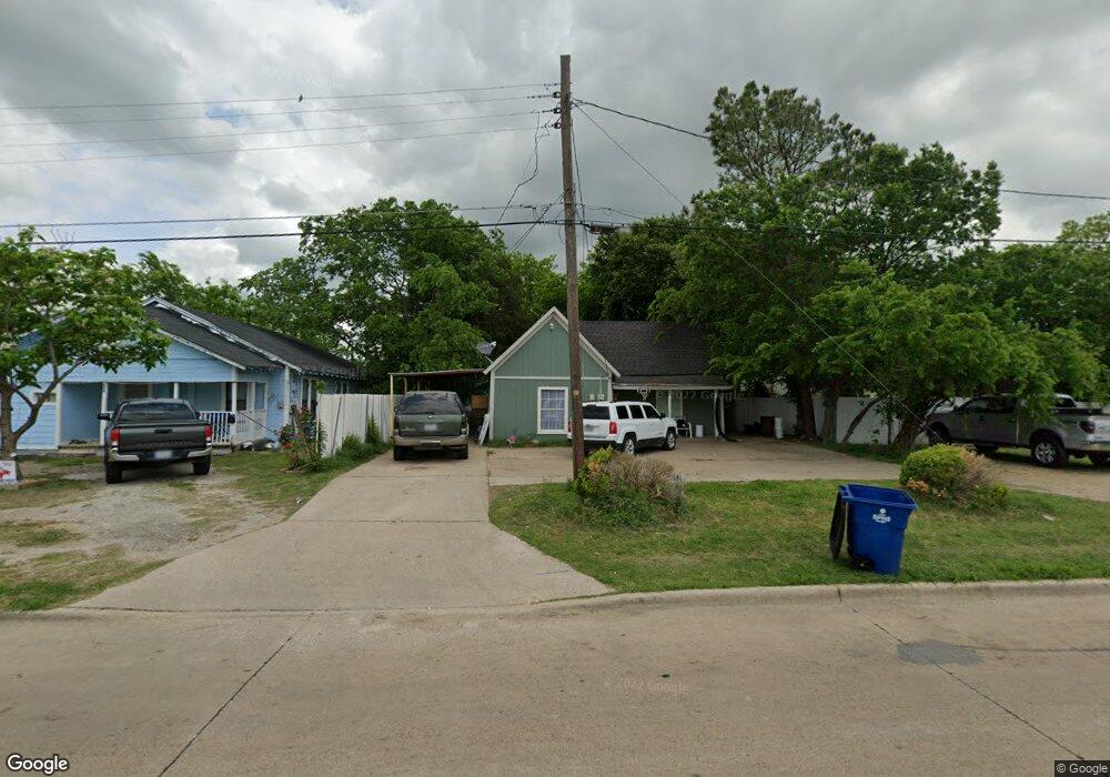 504 NE Main St, Ennis, TX 75119 - photo 1