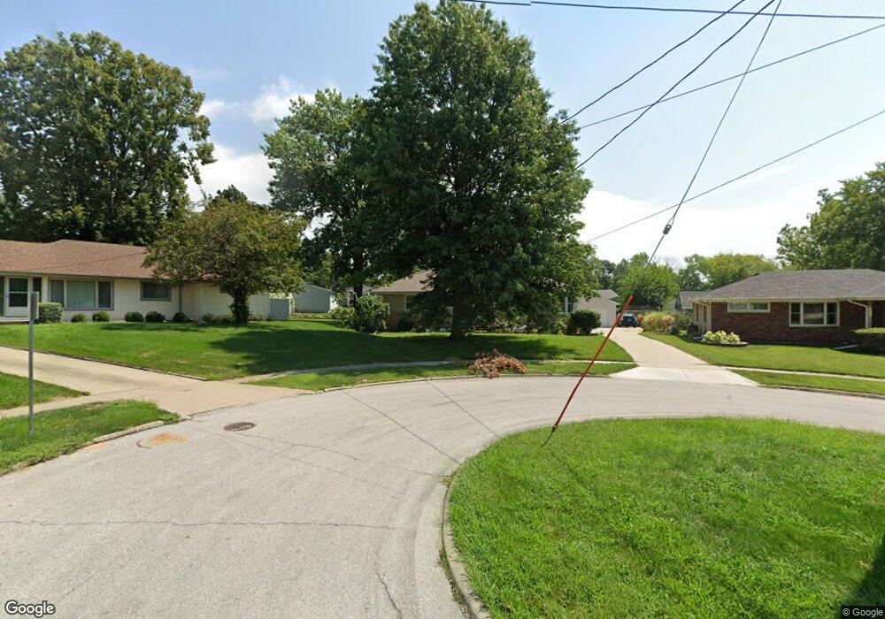 2219 Park Ln, West Des Moines, IA 50265 - photo 1