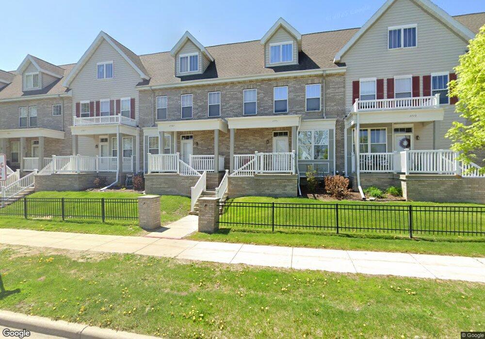 2769 Crinkle Root Dr unit 510, Fitchburg, WI 53711 - photo 1