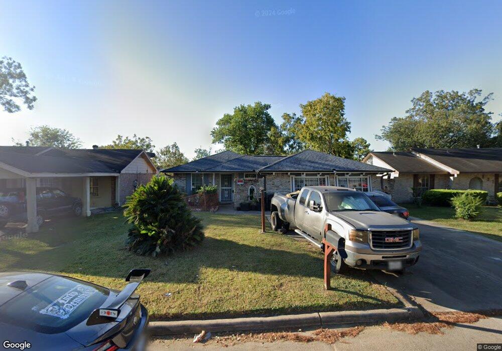 827 Dewalt St, Houston, TX 77088 - photo 1