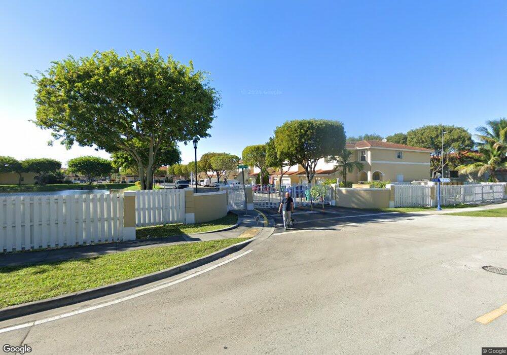 10933 NW 43rd Ln, Doral, FL 33178 - photo 1