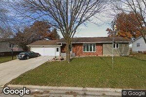 358 Pfaltzgraff, Allison, IA 50602