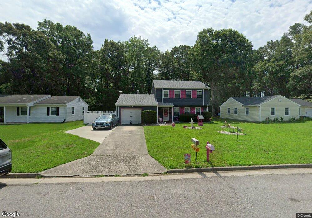 561 Roberson St, Petersburg, VA 23805 - photo 1