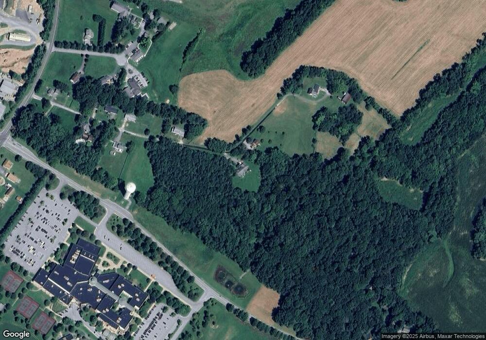 135 Dixon Ln, Sykesville, MD 21784 - photo 1